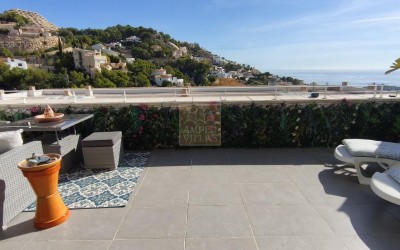 BEAUTIFUL, MODERN FLAT WITH A SPACIOUS TERRACE AND SEA VIEWS